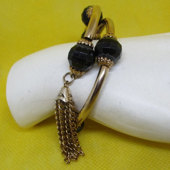 Wrap Beaded Tassel Bracelet Beaded Wrap Beaded Gold Tone Black Bracelet 1950s - Picture 4 of 10